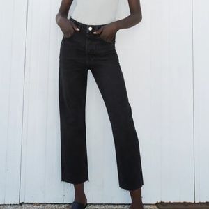ZARA US10 *light wash* HI-RISE STRAIGHT LEG JEANS